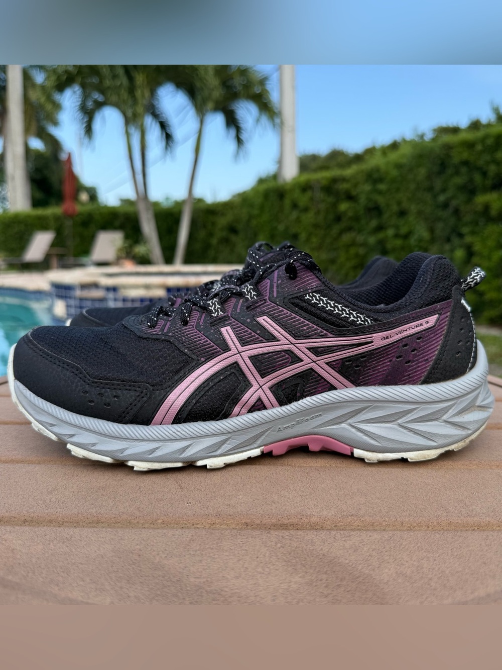 ASICS Gel Venture 9 Womens 8.5 Black Purple Violet Trail Running Shoes